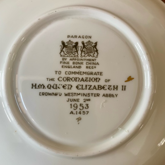 RARE Queen Elizabeth ll June 2, 1953 Coronation Day Tea Cup & Saucer - Picture 7 of 11